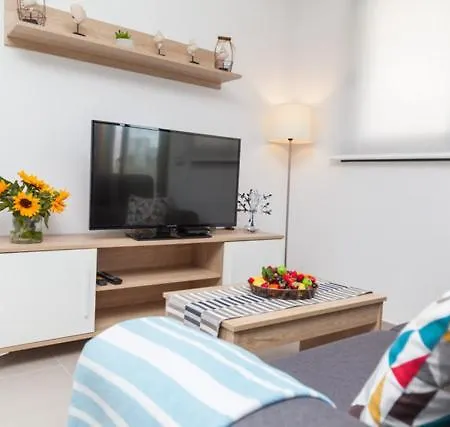 Bahia Apartment Arenales del Sol