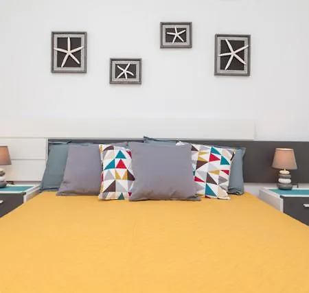 Bahia Apartment Arenales del Sol
